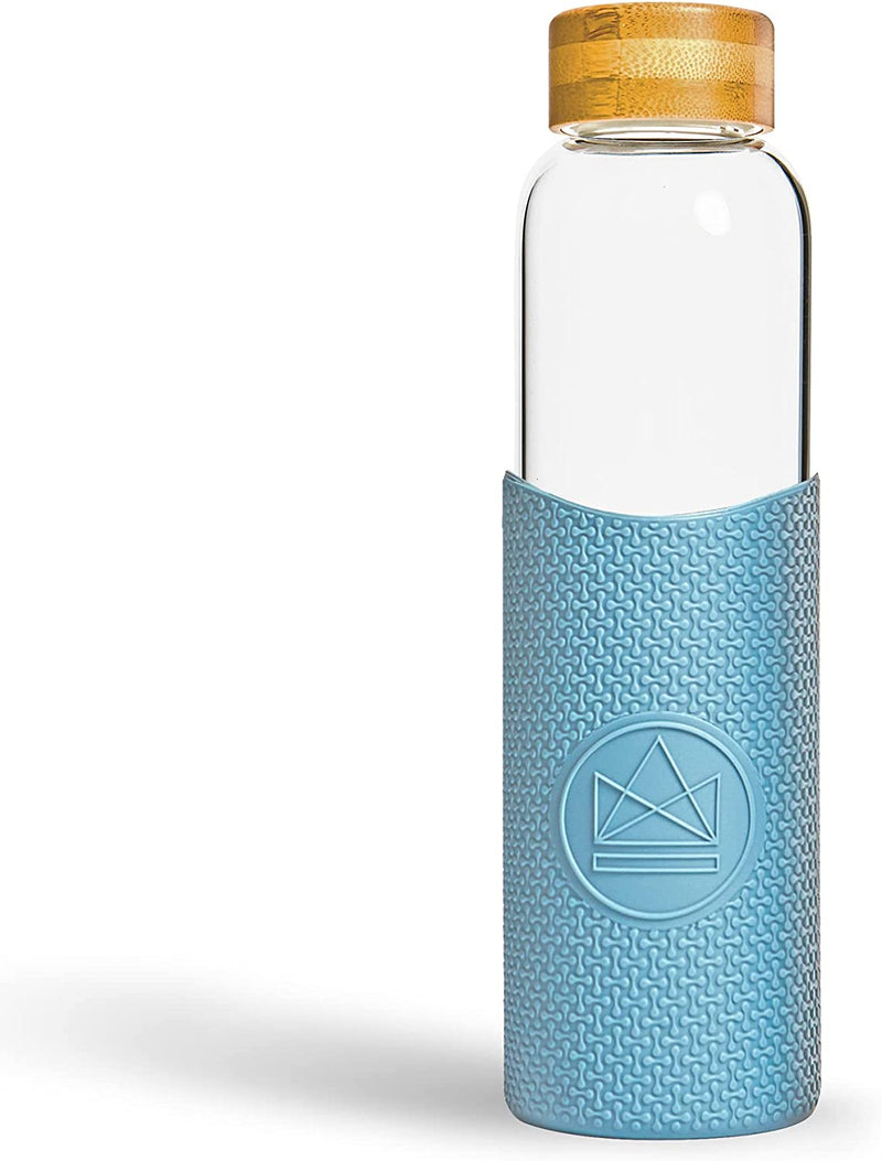 Neon Kactus - Hand Blown Borosilicate Glass Water Bottle with Bamboo Lid, Glass Bottles with Food-Grade Silicone Sleeve, Plastic-Free and Spill-Proof Reusable Water Bottle, Free Spirit, 550ml
